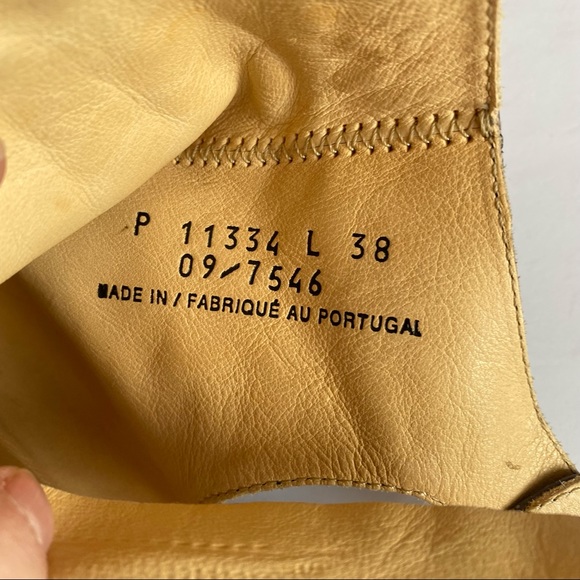 Prophecy metallic hand finished leather heels Eu38 - Picture 10 of 11